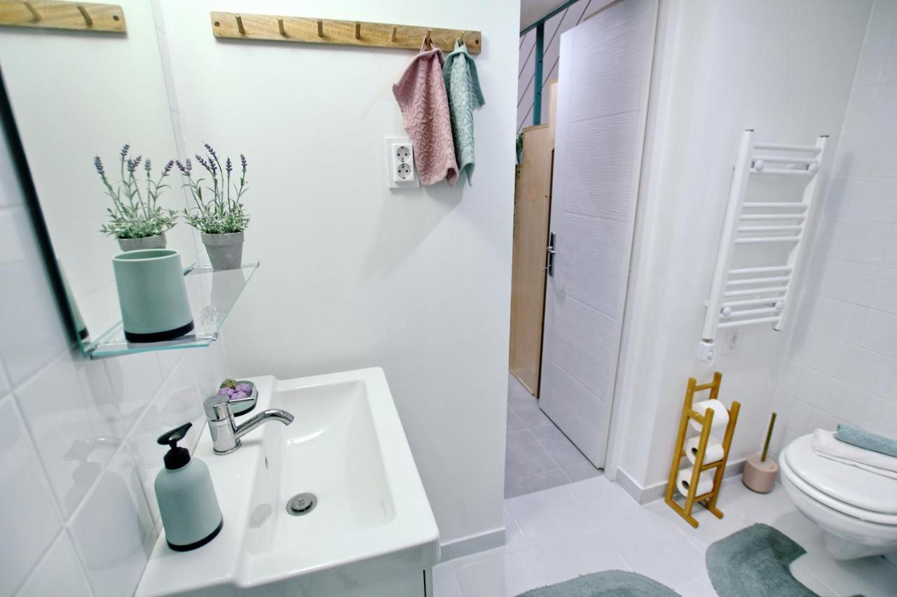 Lovely&Modern Downtown Apartment With Free Parking Budapest Extérieur photo